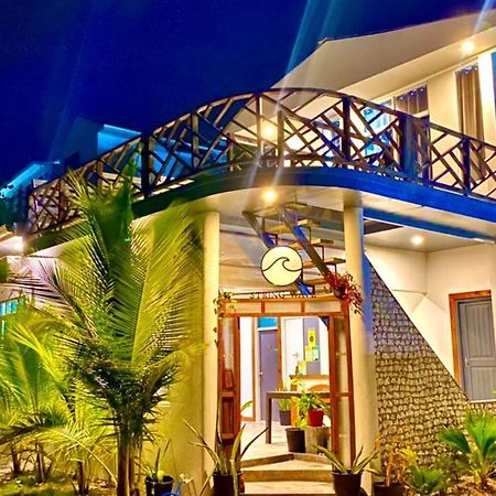String Wave Maldives Hotel Gulhi Exterior foto