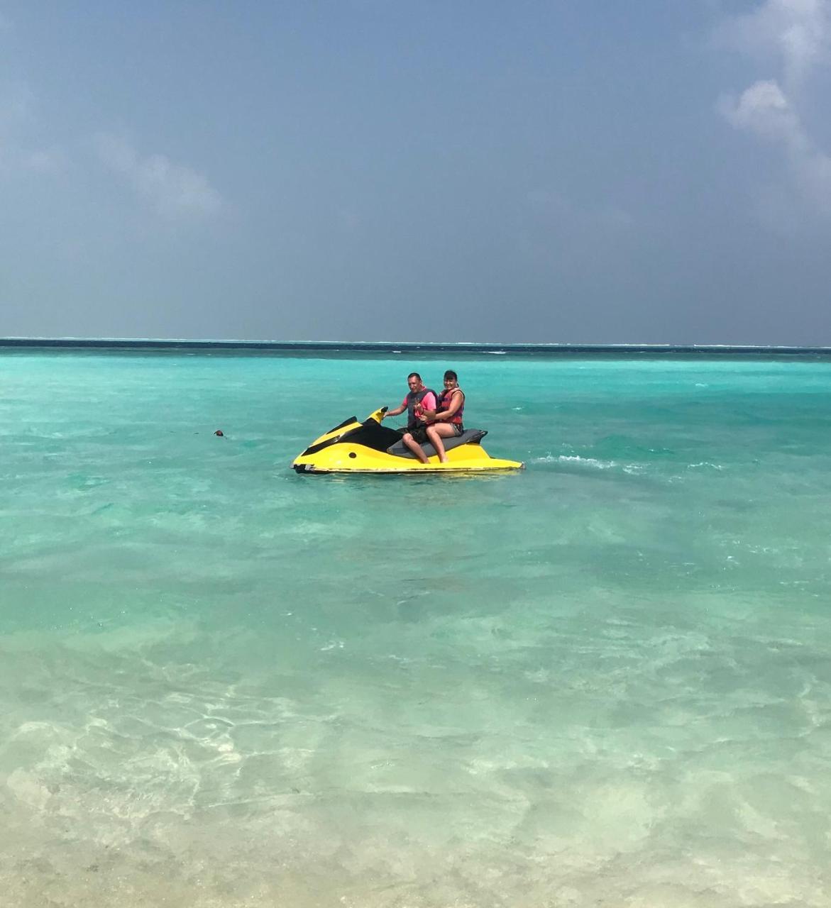 String Wave Maldives Hotel Gulhi Exterior foto