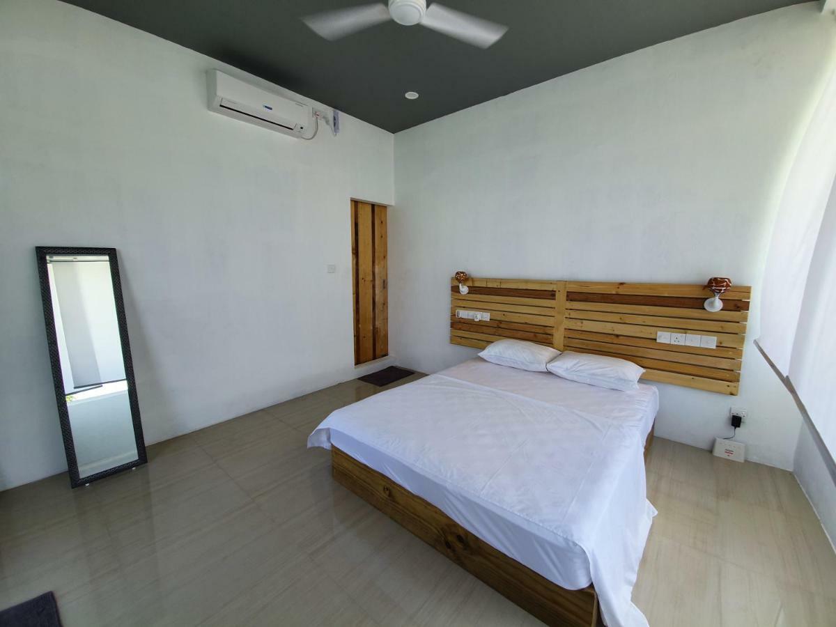 String Wave Maldives Hotel Gulhi Exterior foto