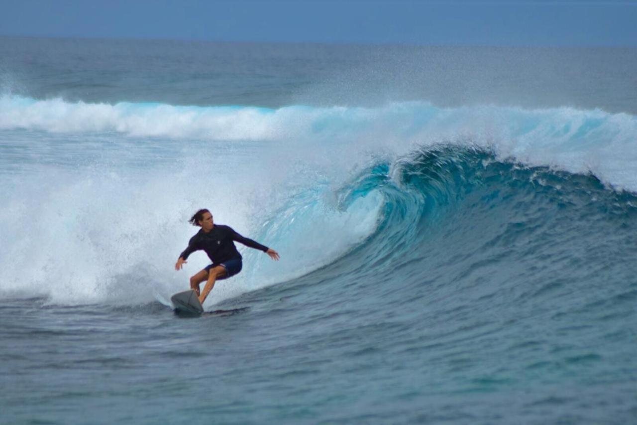 String Wave Maldives Hotel Gulhi Exterior foto